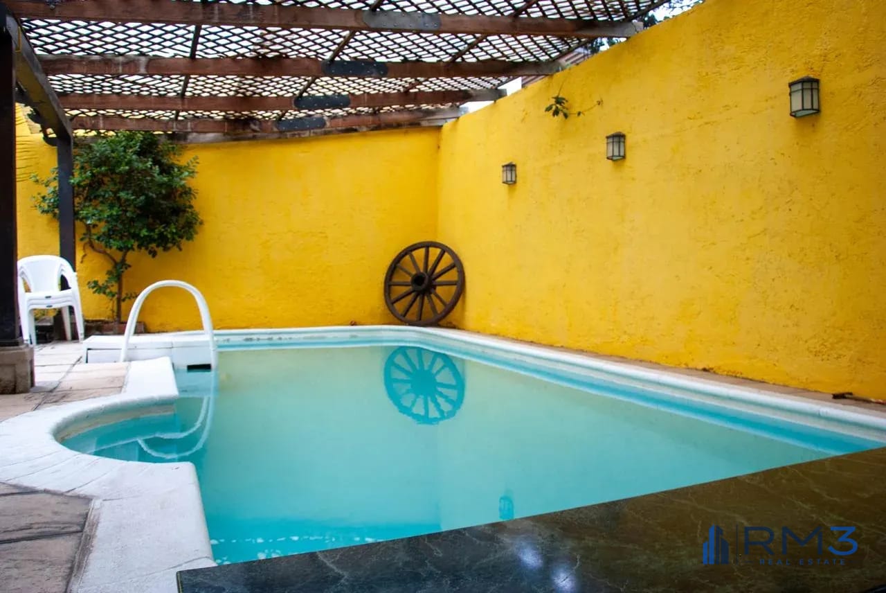 Venta de Casa con Piscina en Santa Rita 2, Zona 2 de Mixco — Casa en Venta en Zona 2 Mixco, Guatemala, Ciudad — foto 11 de 14