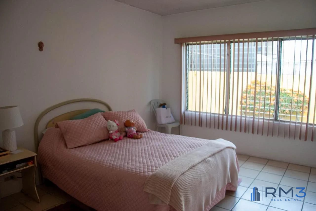 Venta de Casa con Piscina en Santa Rita 2, Zona 2 de Mixco — Casa en Venta en Zona 2 Mixco, Guatemala, Ciudad — foto 5 de 14