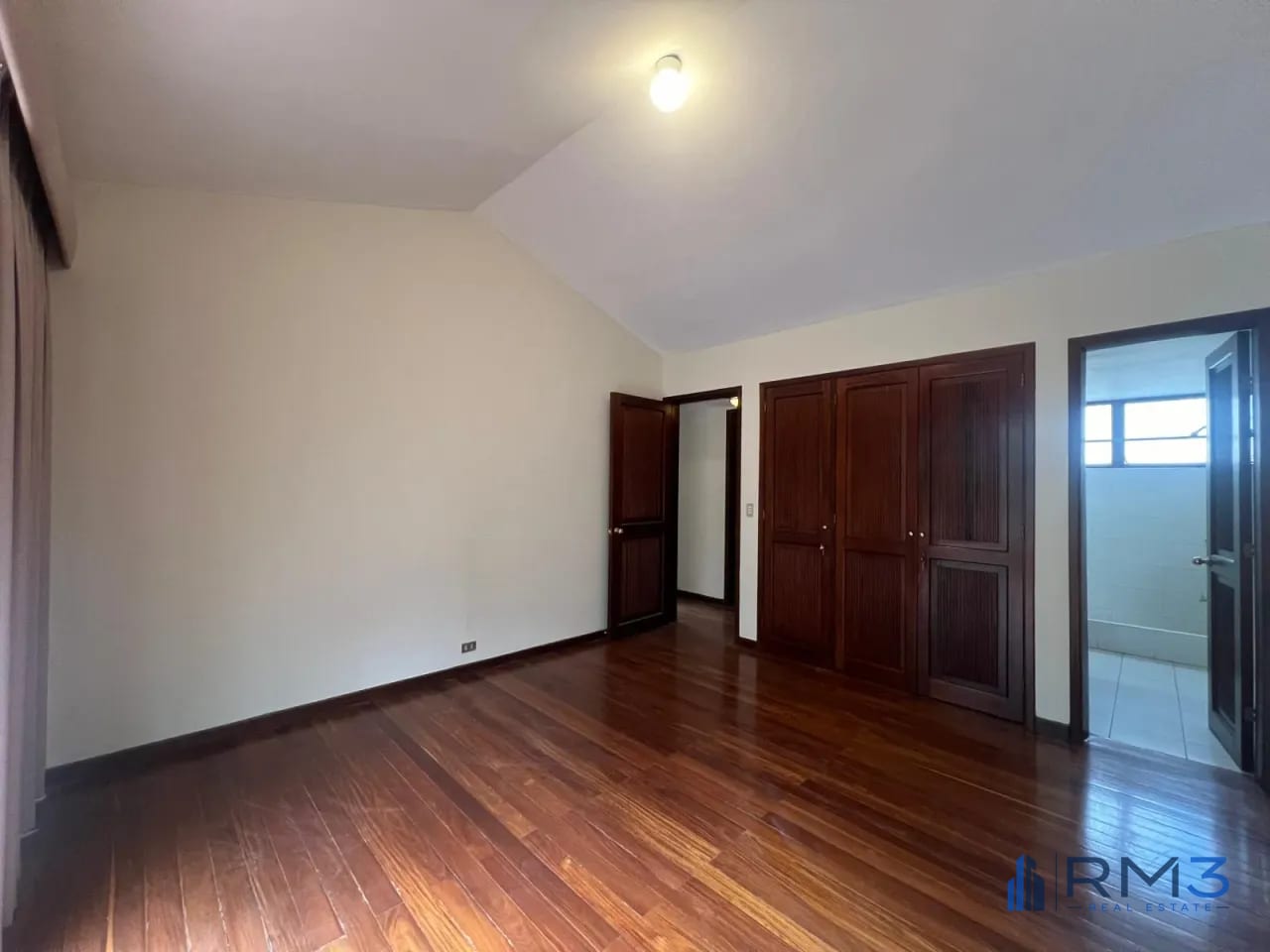 Casa en Renta – Oakland I, Zona 10 — Casa en Alquiler en Oakland I, Zona 10, Guatemala, Ciudad — foto 12 de 17