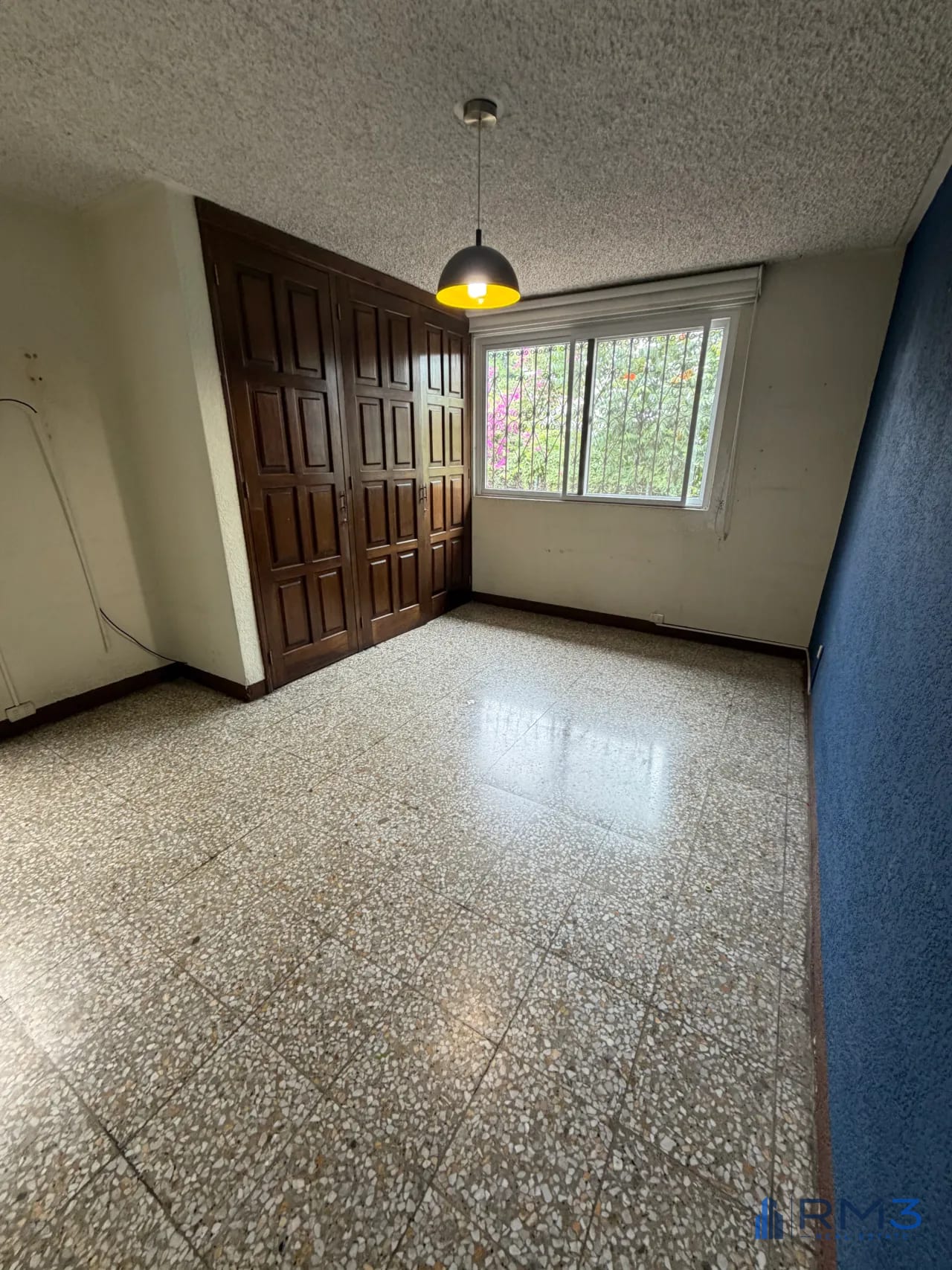 Dormitorio 4 — Se vende casa en Residenciales las Bugambilias Zona 7 — Casa en Venta en Zona 7, Guatemala, Ciudad — foto 11 de 13