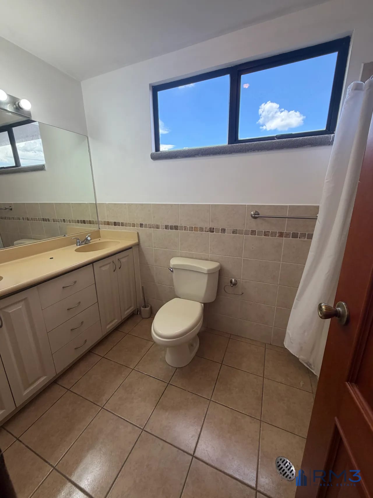 Vendo Apto. en Bellini zona 14 — Apartamento en Venta en Bellini, Zona 14, Guatemala, Ciudad — foto 7 de 17