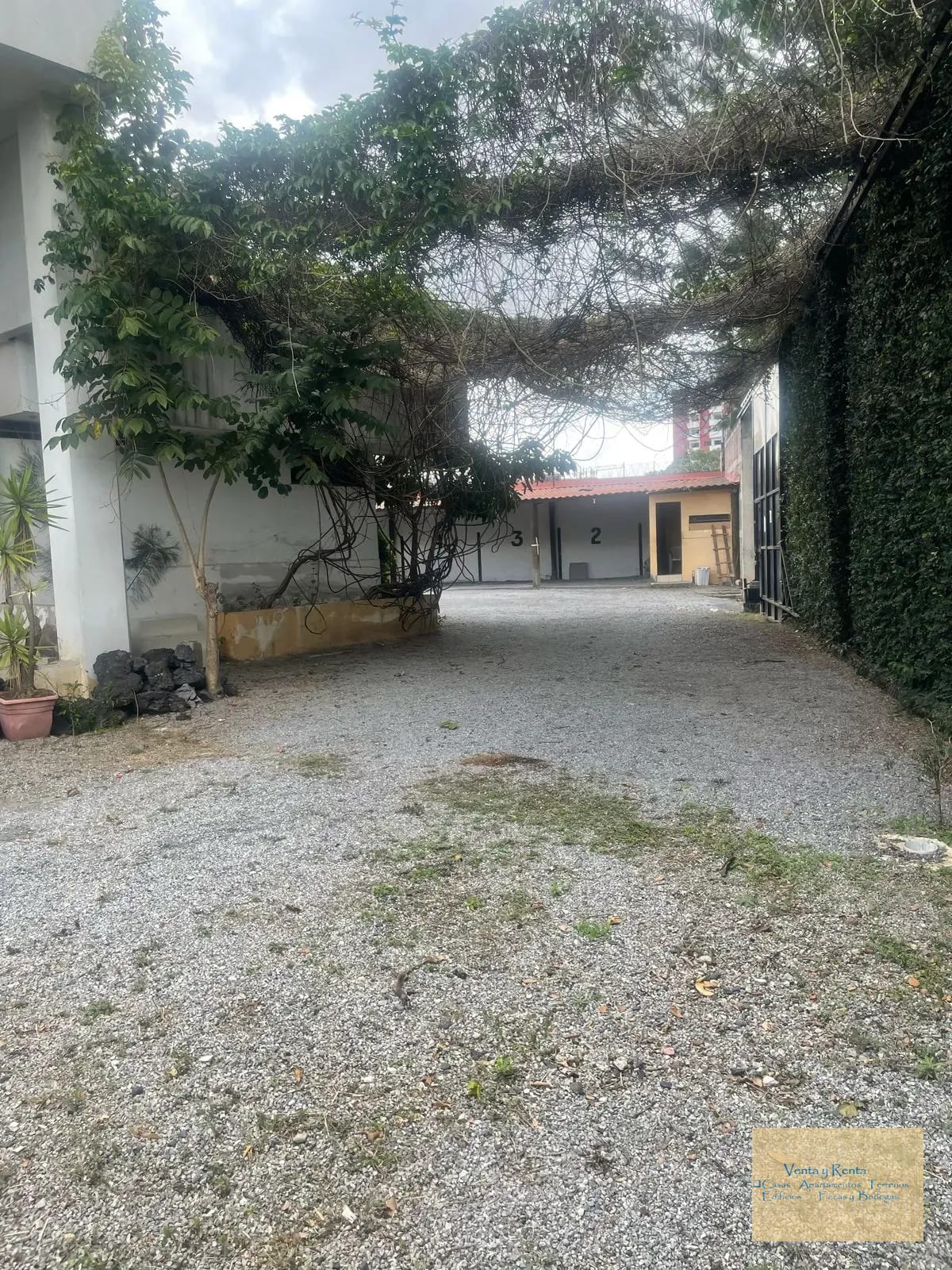 Zona 13 Propiedad De Esquina Avenida Hincapié — Terreno en Venta en Zona 13, Guatemala, Ciudad — foto 3 de 6