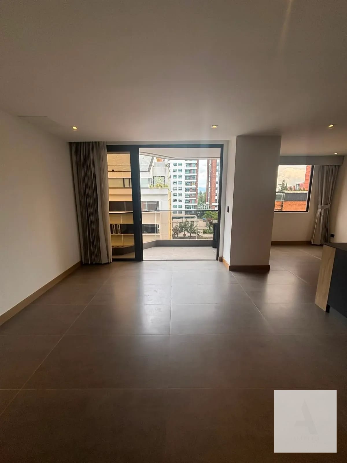 Apartamento moderno en zona 14 — Apartamento en Alquiler en Vertic, Zona 14, Guatemala, Ciudad — foto 7 de 11