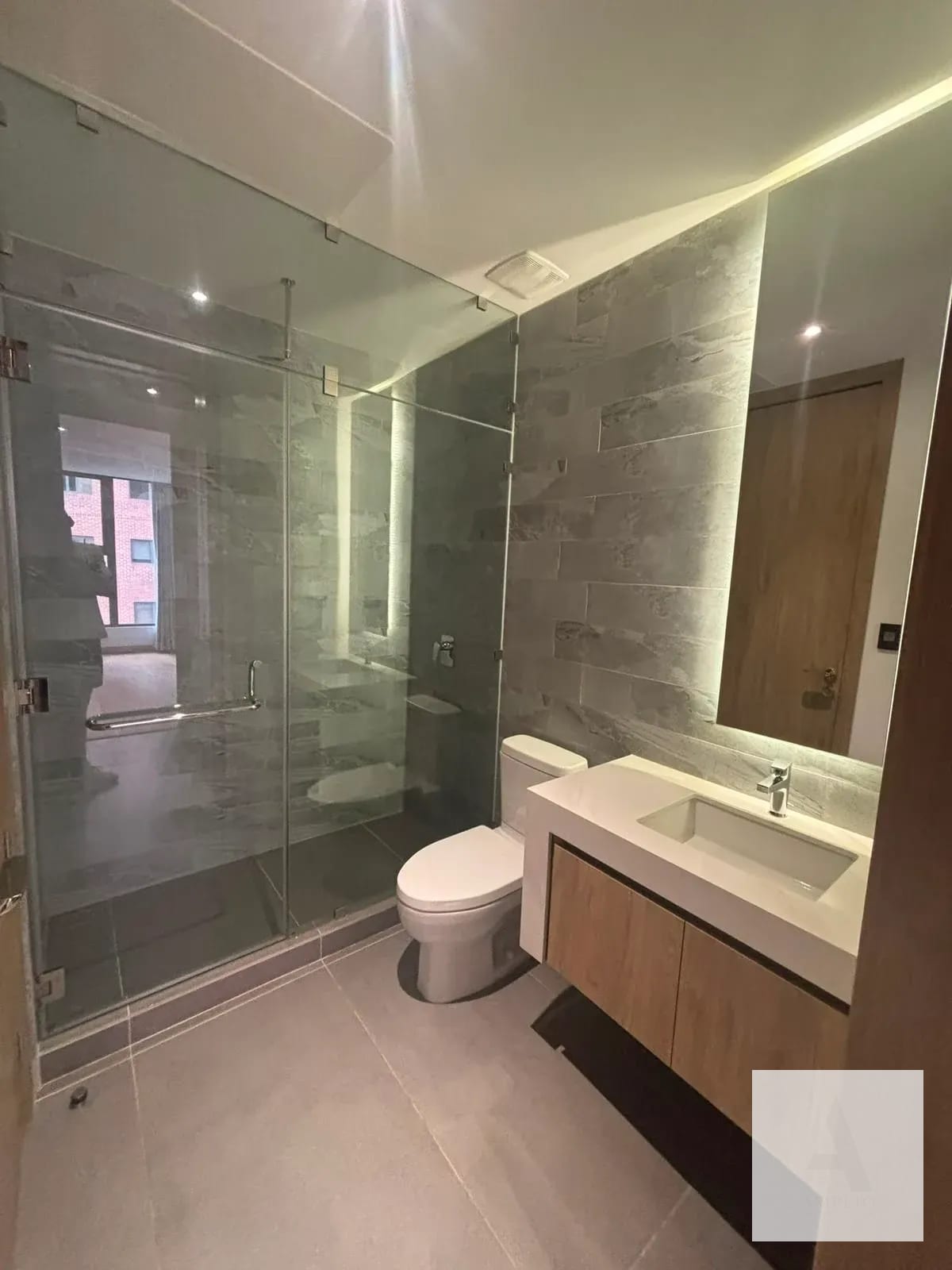 Apartamento moderno en zona 14 — Apartamento en Alquiler en Vertic, Zona 14, Guatemala, Ciudad — foto 9 de 11