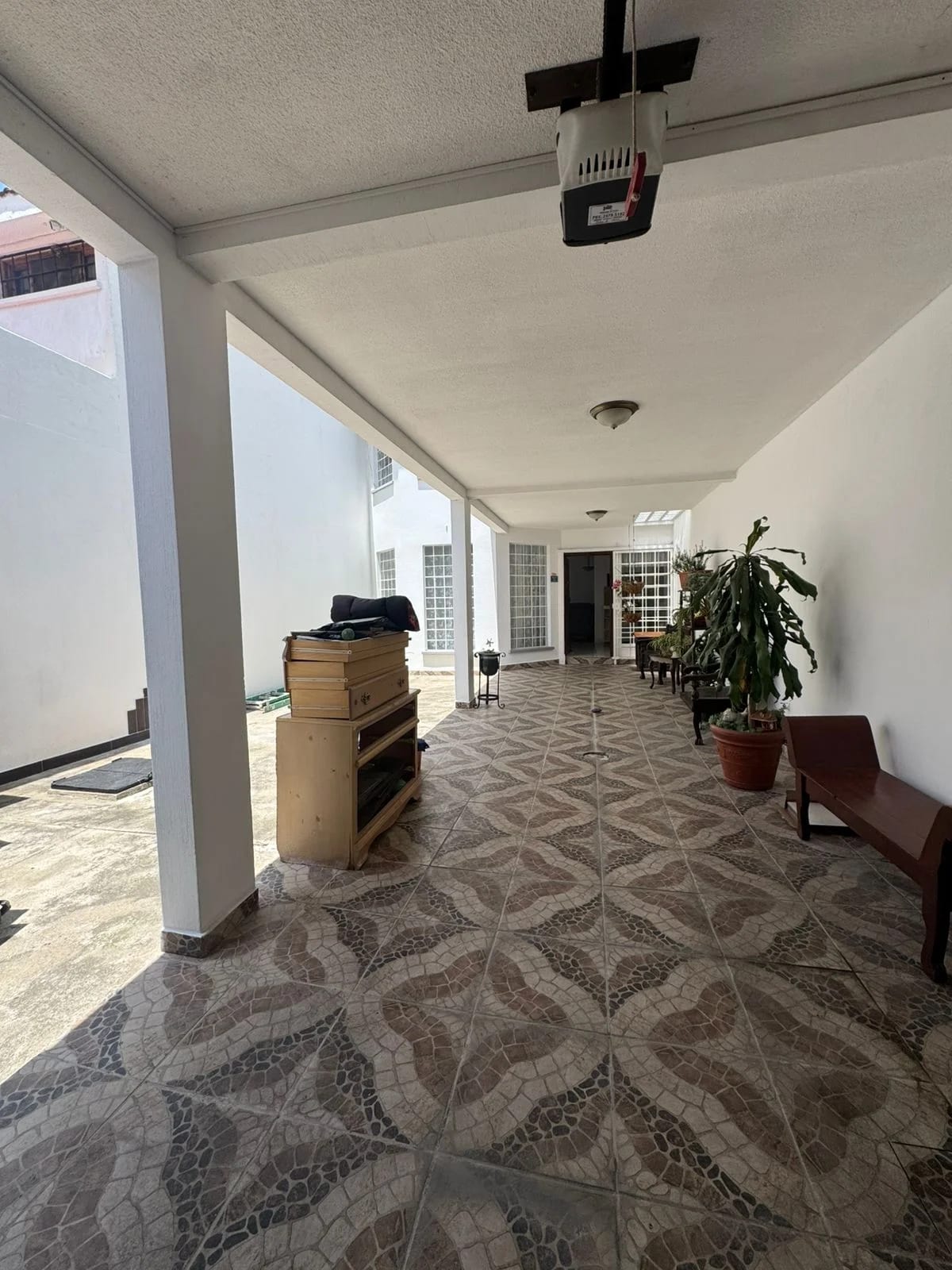 CASA EN VENTA, SAN CRISTOBAL SECTOR B1 ZONA 8 DE MIXCO — Casa en Venta en Zona 8 Mixco, Guatemala, Ciudad — foto 2 de 17