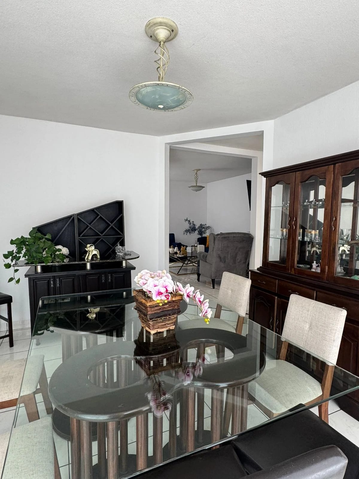 CASA EN VENTA, SAN CRISTOBAL SECTOR B1 ZONA 8 DE MIXCO — Casa en Venta en Zona 8 Mixco, Guatemala, Ciudad — foto 4 de 17