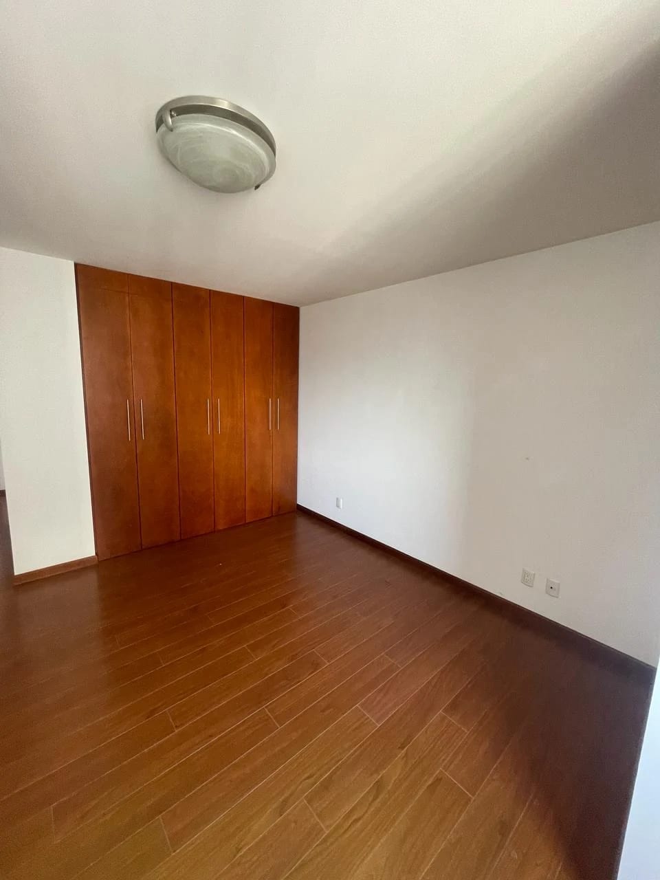 Apartamento en Renta en Zona 15 Vista Hermosa II Edificio Bottecelli — Apartamento en Alquiler en Botticelli, Zona 15, Guatemala, Ciudad — foto 7 de 17