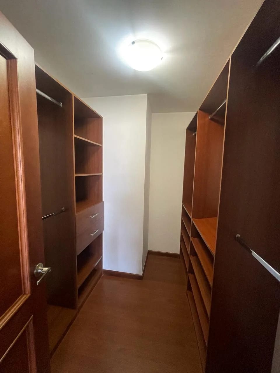 Apartamento en Renta en Zona 15 Vista Hermosa II Edificio Bottecelli — Apartamento en Alquiler en Botticelli, Zona 15, Guatemala, Ciudad — foto 14 de 17