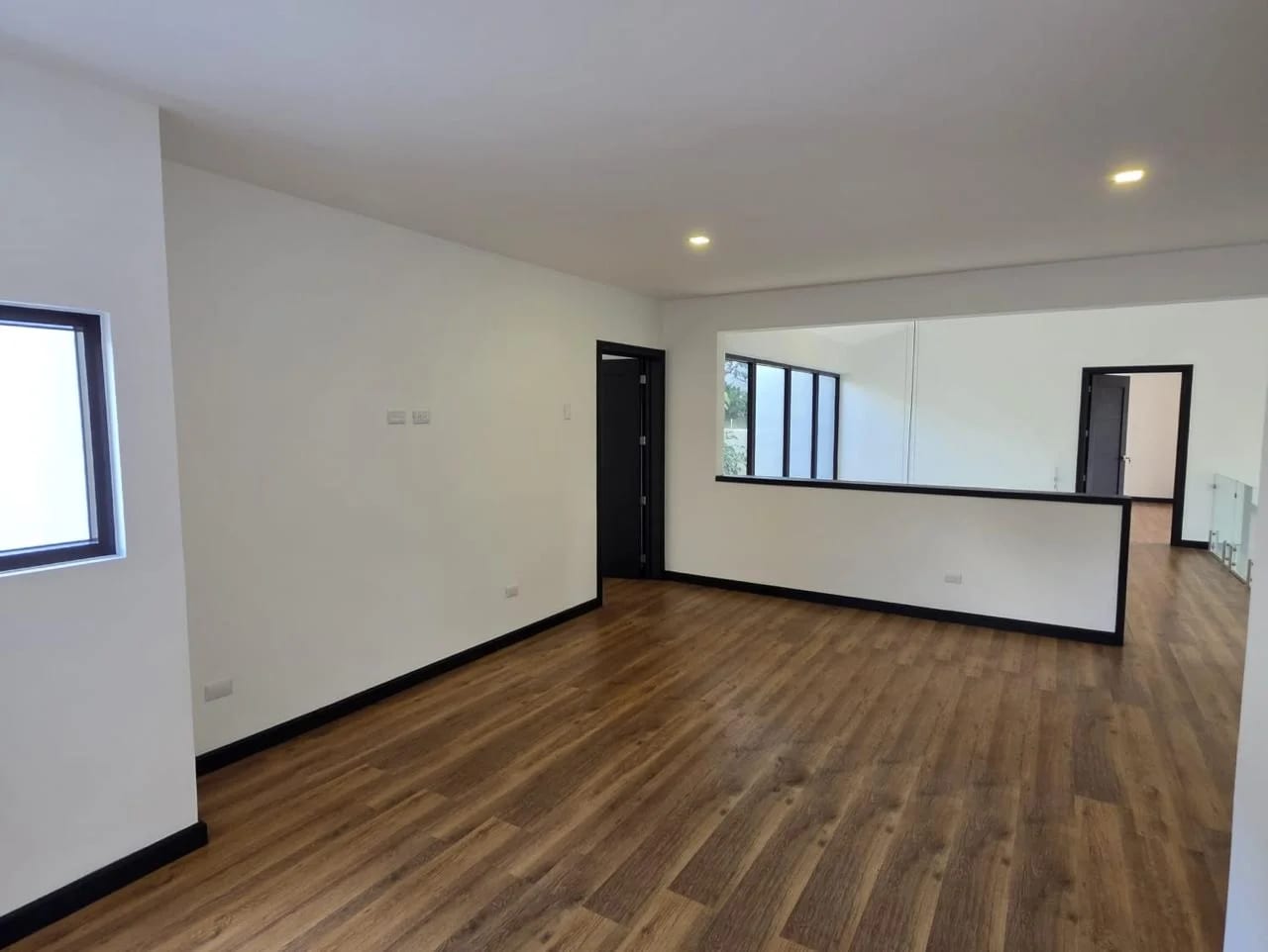 Espectacular residencia en venta en zona 16 Lomas de San Isidro — Casa en Venta en Lomas de San Isidro, Zona 16, Guatemala, Ciudad — foto 14 de 15