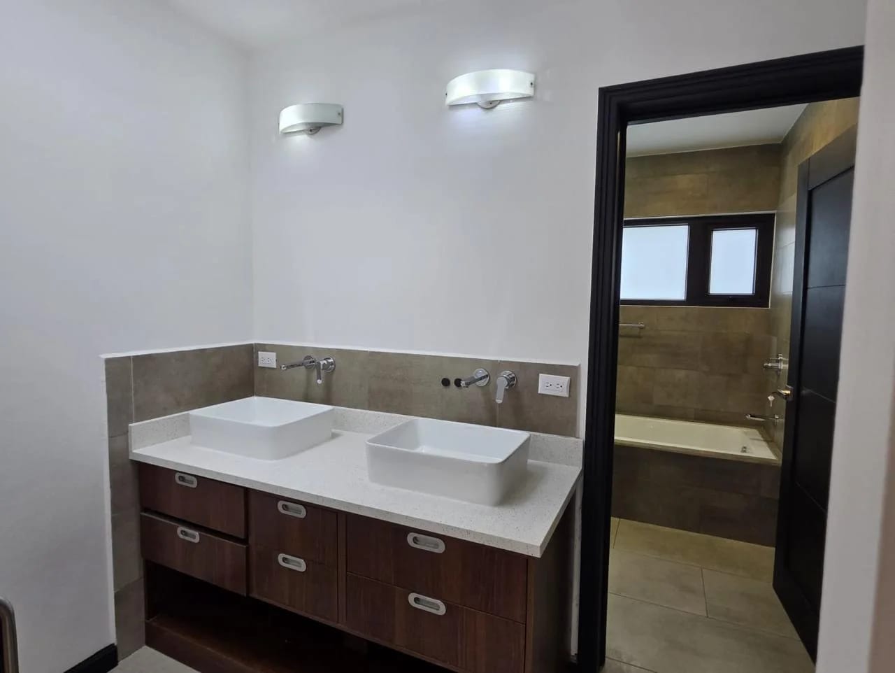Espectacular residencia en venta en zona 16 Lomas de San Isidro — Casa en Venta en Lomas de San Isidro, Zona 16, Guatemala, Ciudad — foto 15 de 15
