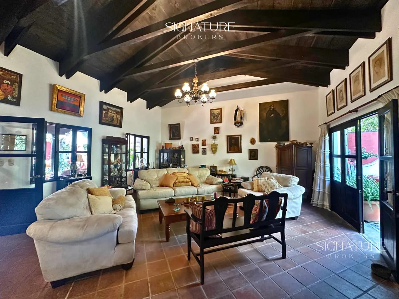 Casa en Venta - Condominio Barrio Belencito — Casa en Venta en Antigua, Sacatepéquez — foto 1 de 8