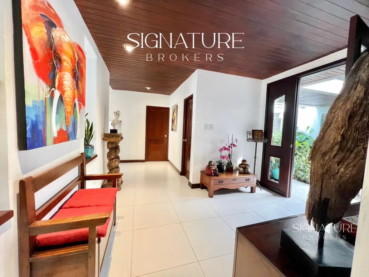 Casa con Piscina en venta Zona 15 – VHI dentro de garita — Casa en Venta en Zona 15, Guatemala, Ciudad — foto 1 de 8