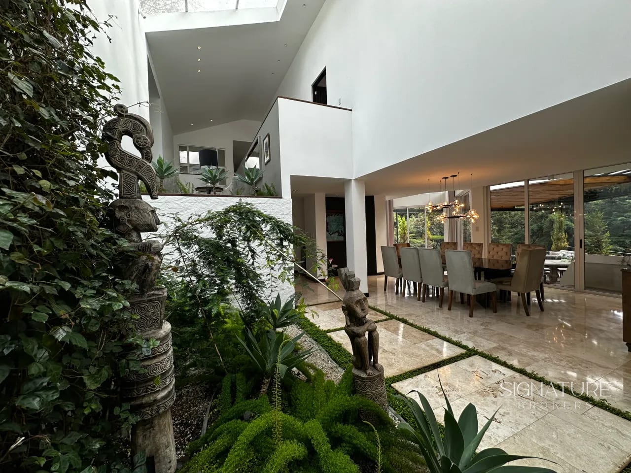 Casa en Venta - Las Tinajas, Santa Catarina Pinula. — Casa en Venta en Santa Catarina Pinula, Carretera a El Salvador, Guatemala, Ciudad — foto 9 de 17