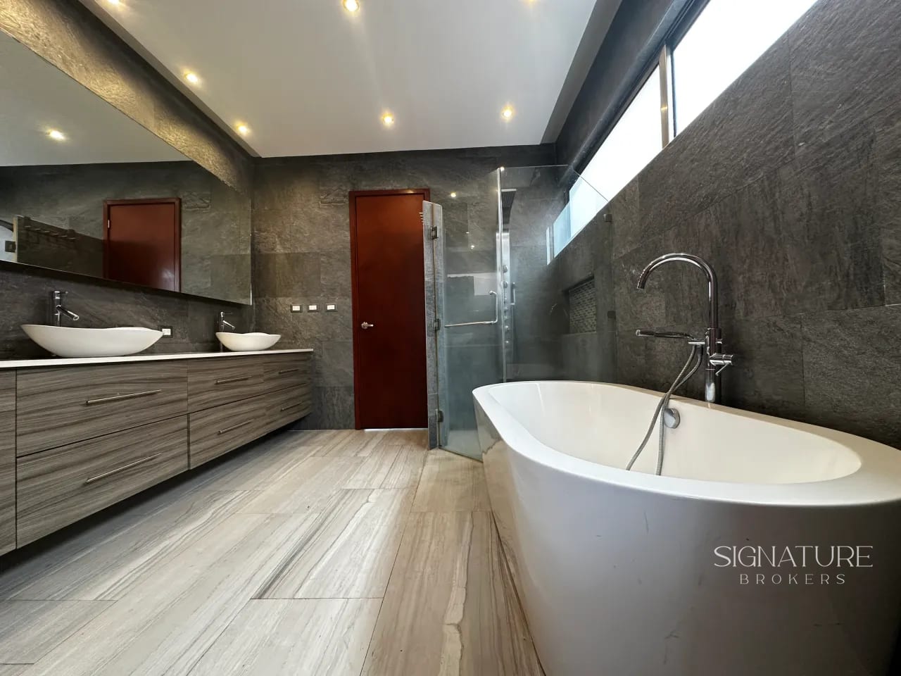 Casa en Venta - Condominio Encinos 6, Cayala Z.16 — Casa en Venta en Zona 15, Guatemala, Ciudad — foto 11 de 17