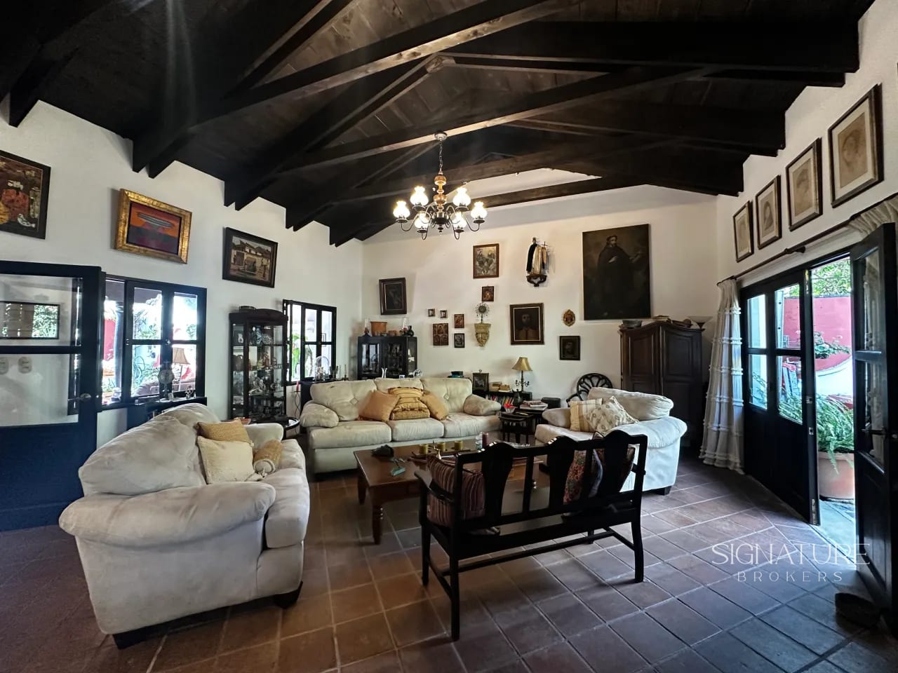 Casa en Venta - Condominio Barrio Belencito — Casa en Venta en Antigua, Sacatepéquez — foto 1 de 8