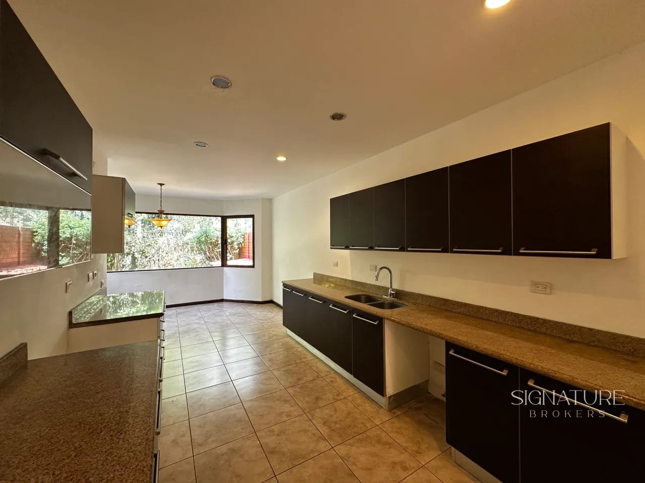 Casa en Venta - Puerta Grande, Km 14 CES — Casa en Venta en Puerta Grande, Carretera a El Salvador, Guatemala, Ciudad — foto 14 de 17