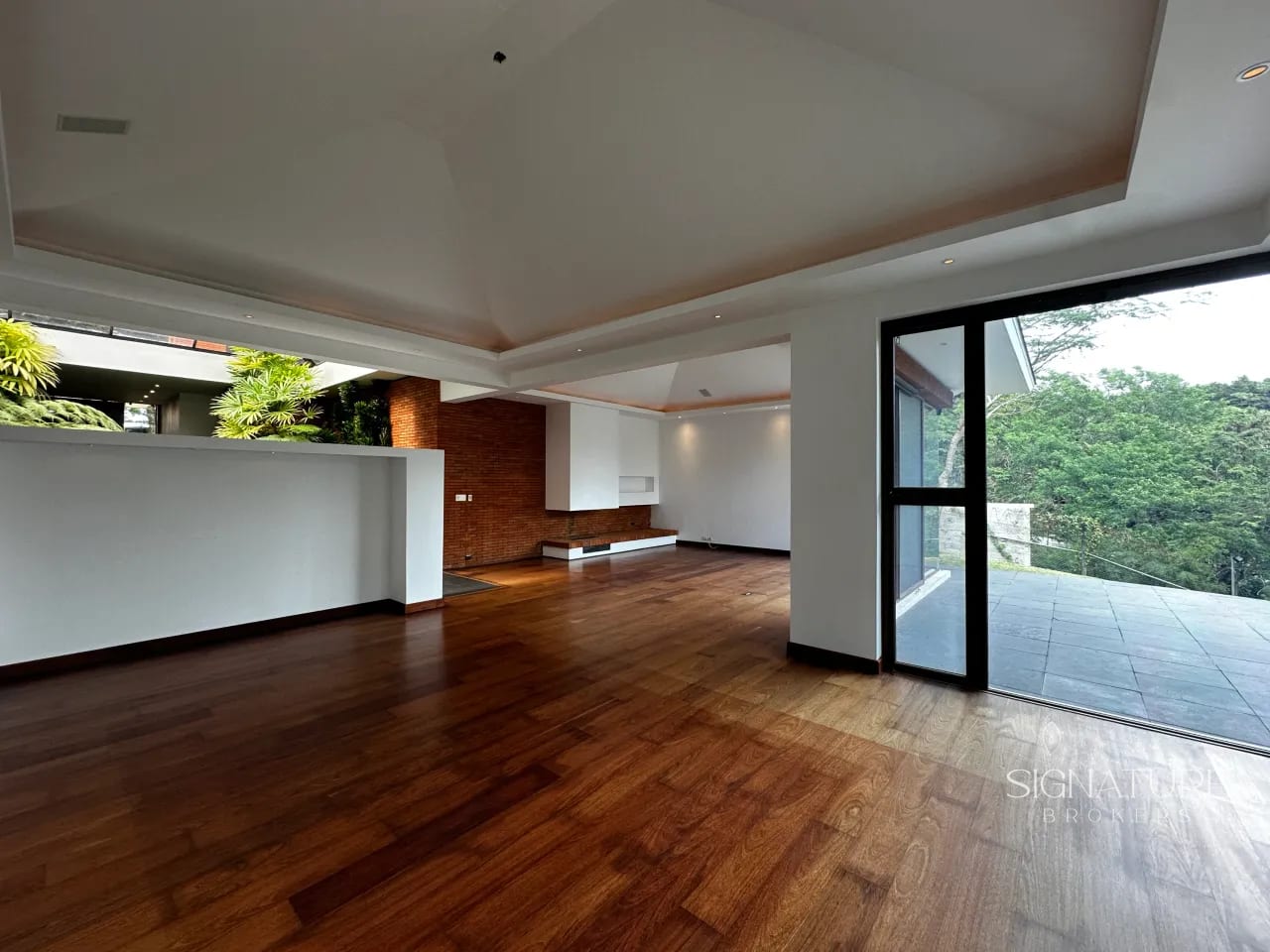 Casa en Venta - Condominio Premiere Campestre, Km. 22.5 CES — Casa en Venta en Pradera Concepción, Carretera a El Salvador, Guatemala, Ciudad — foto 1 de 17