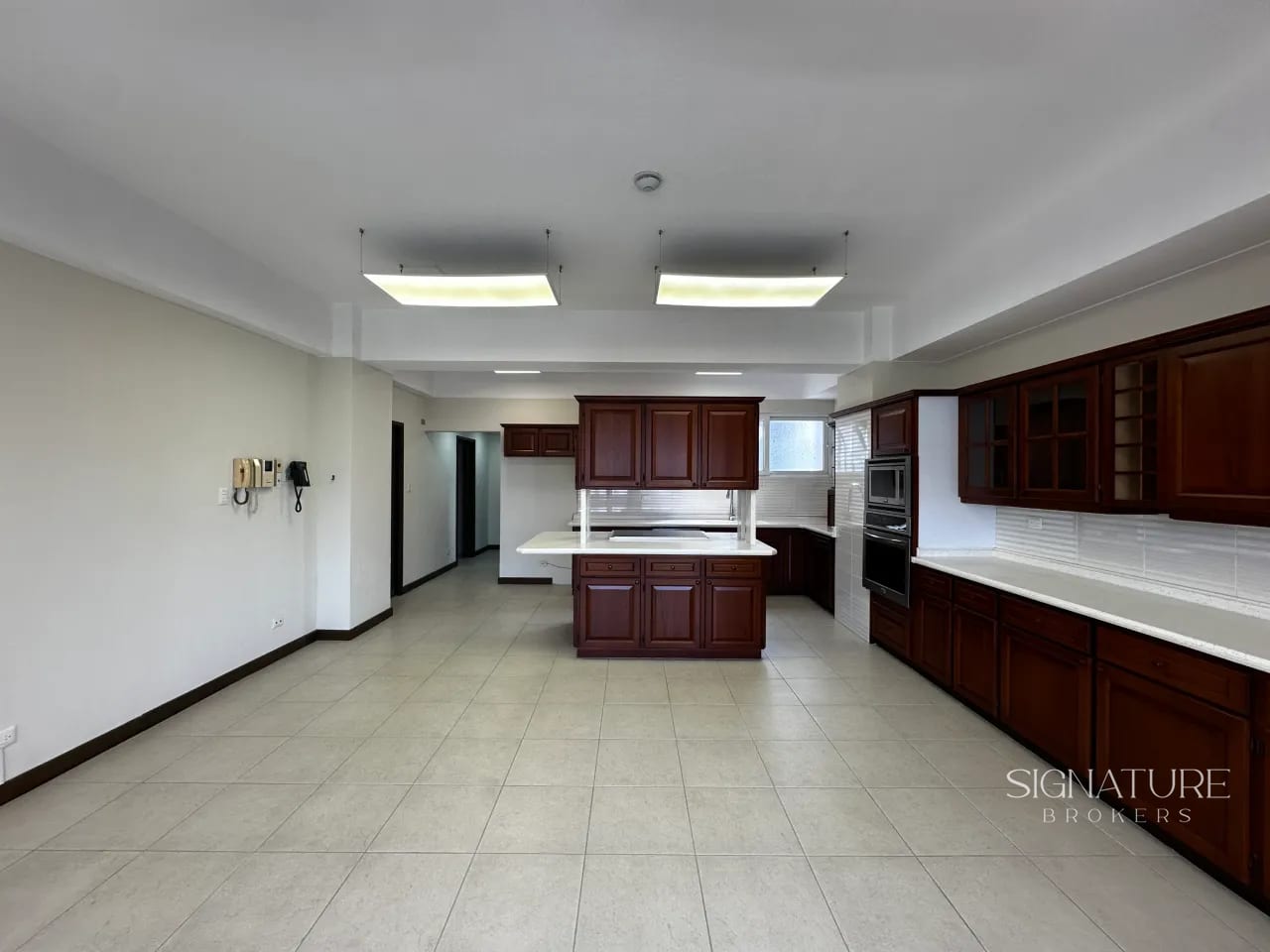 Apartamento en Venta – Premiere Plaza Z.10 — Apartamento en Venta en Zona 10, Guatemala, Ciudad — foto 3 de 16