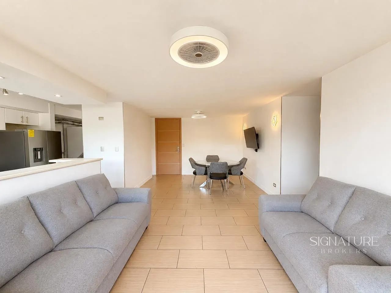 Apartamento amueblado en renta - Condado La Villa, zona 14 — Apartamento en Alquiler en Zona 14, Guatemala, Ciudad — foto 2 de 10