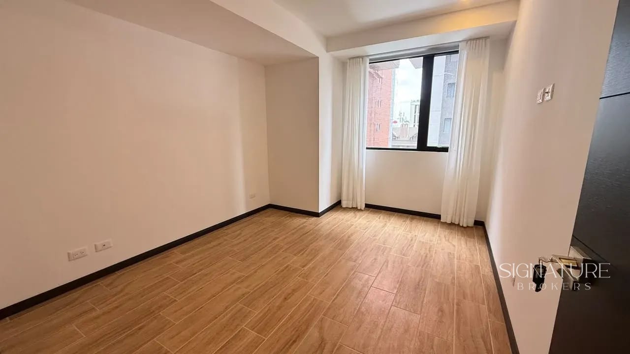 Apartamento en Renta – Essenza, Zona 13 (2 hab) — Apartamento en Alquiler en Essenza, Zona 13, Guatemala, Ciudad — foto 7 de 10