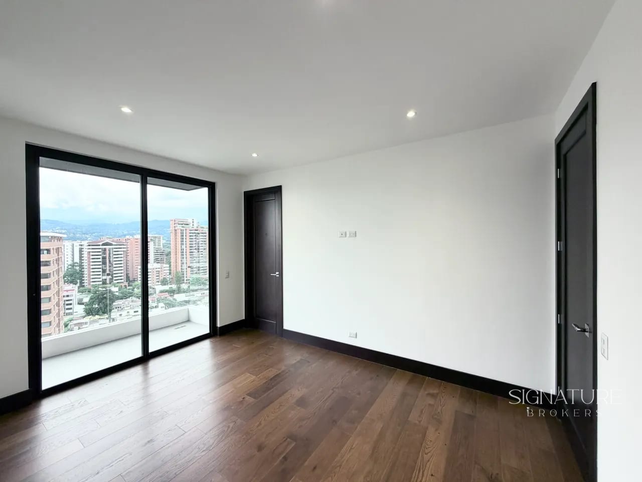 Apartamento en renta - Vistana, Z.14 — Apartamento en Alquiler en Vistana, Zona 14, Guatemala, Ciudad — foto 7 de 10