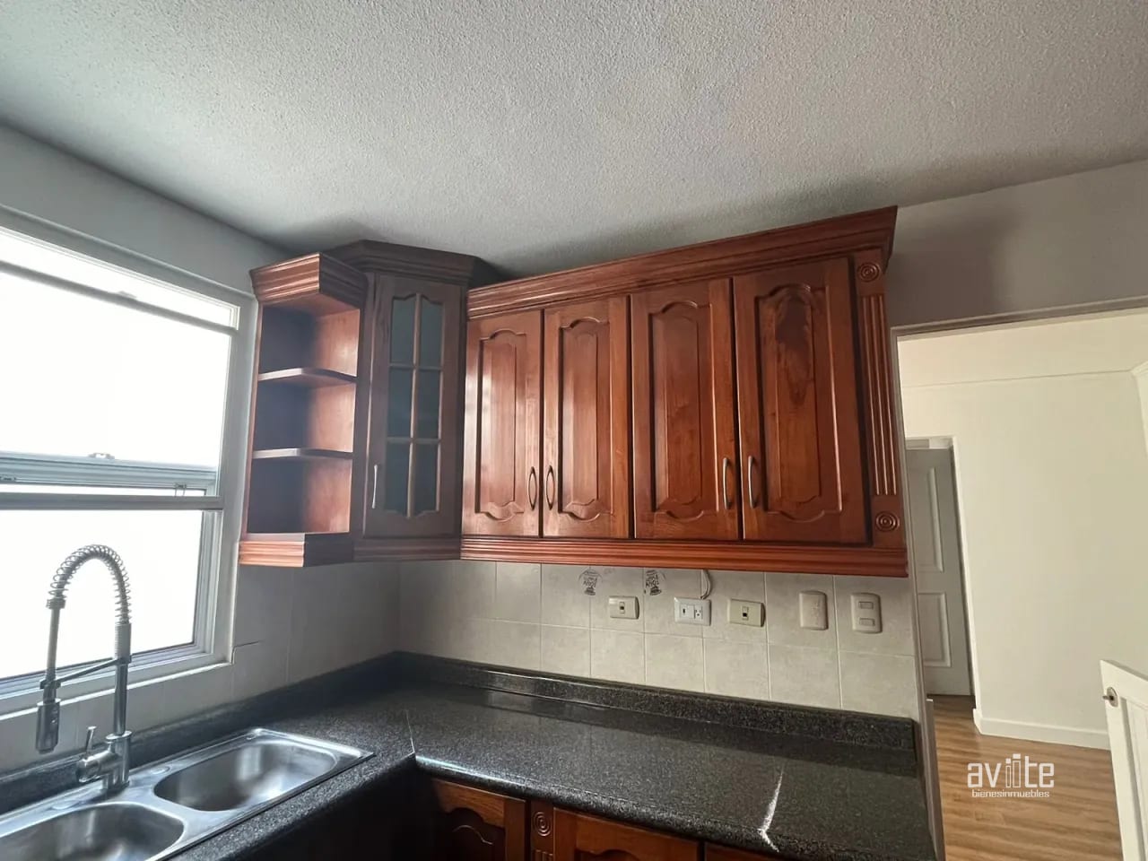 Casa tipo Solana, 4 dormitorios. Condado Naranjo, Alameda Norte $390,000 — Casa en Venta en Condado Naranjo, Zona 4 Mixco, Guatemala, Ciudad — foto 14 de 16