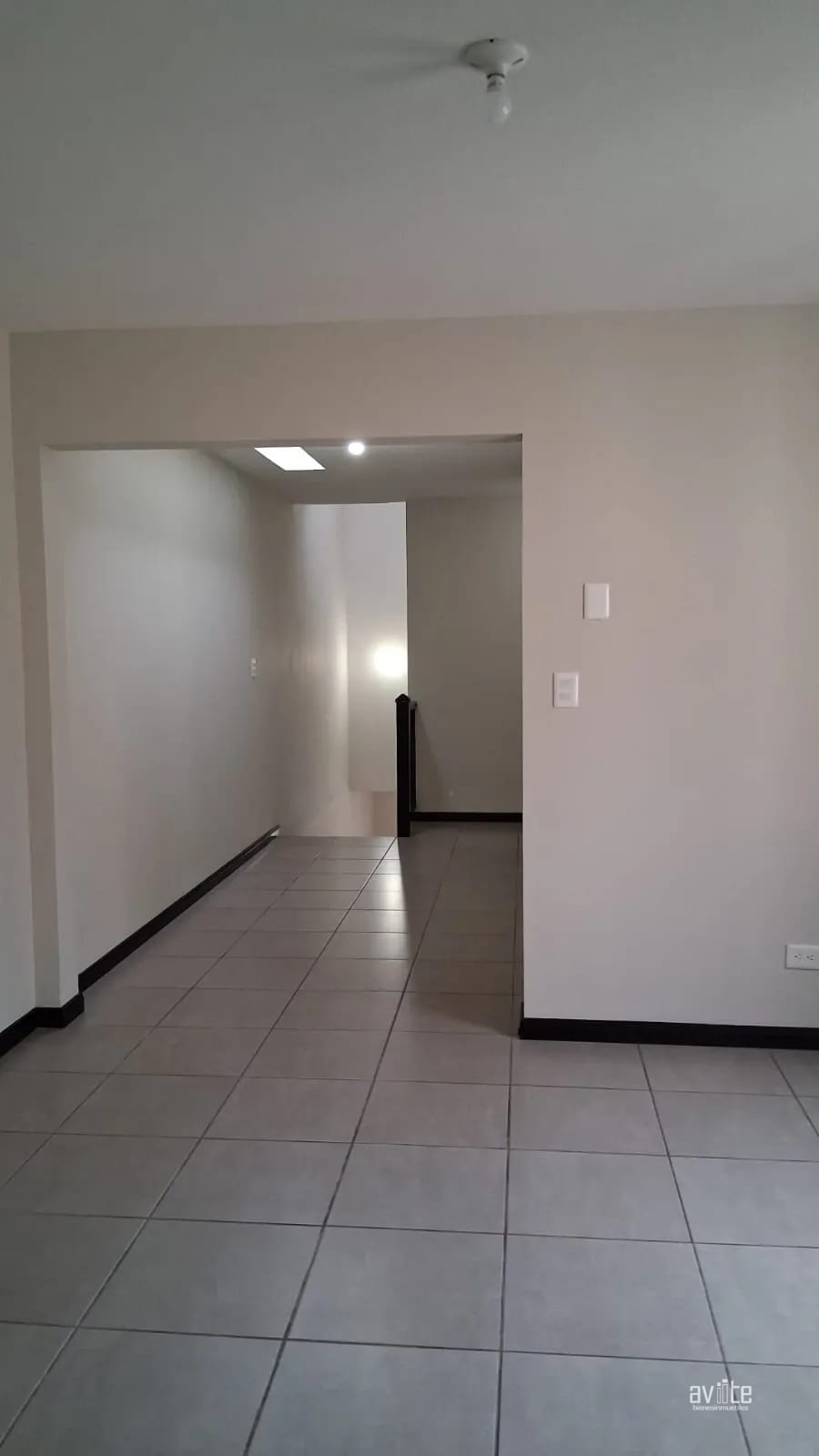Condado Naranjo, casa Solana de construcción reciente en venta. Santa Natalia, dentro de Alameda Norte — Casa en Venta en Condado Naranjo, Zona 4 Mixco, Guatemala, Ciudad — foto 13 de 17