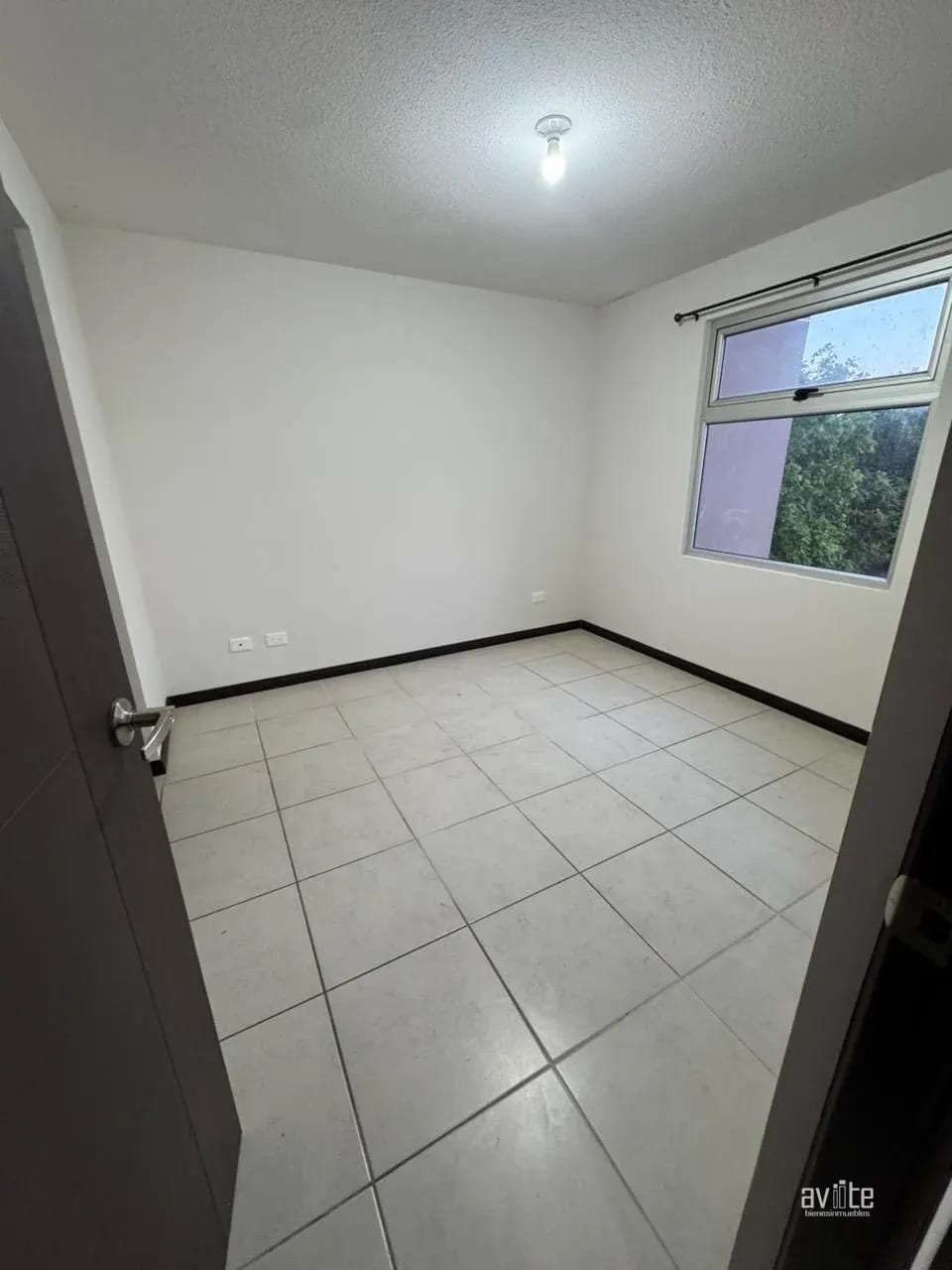 Apartamento de 87 metros, más parqueos en venta, Condado Narano — Apartamento en Venta en Condado Naranjo, Zona 4 Mixco, Guatemala, Ciudad — foto 6 de 11