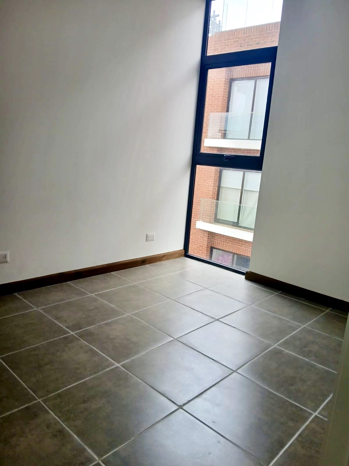 Apartamento con Vista Verde Zona 15 — Apartamento en Alquiler en Zona 15, Guatemala, Ciudad — foto 8 de 10