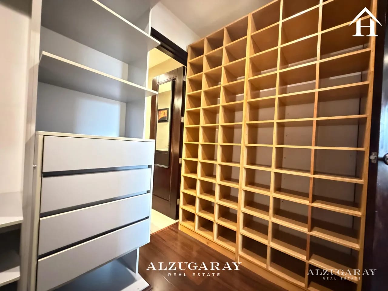 Apto Amueblado C/ Jacuzzi - 1 Hab. / Edificio en Zona 14 — Apartamento en Alquiler en Zona 14, Guatemala, Ciudad — foto 9 de 12