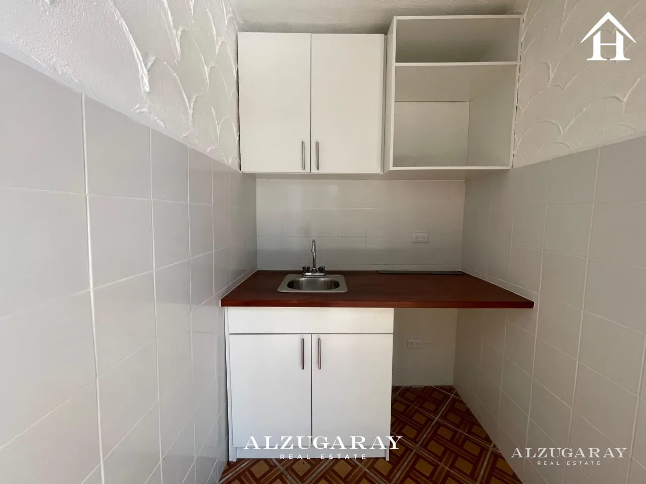 Casa para Oficinas - 9 Ambientes / Centro Histórico Z.1 — Oficina en Alquiler en Zona 1, Guatemala, Ciudad — foto 7 de 13