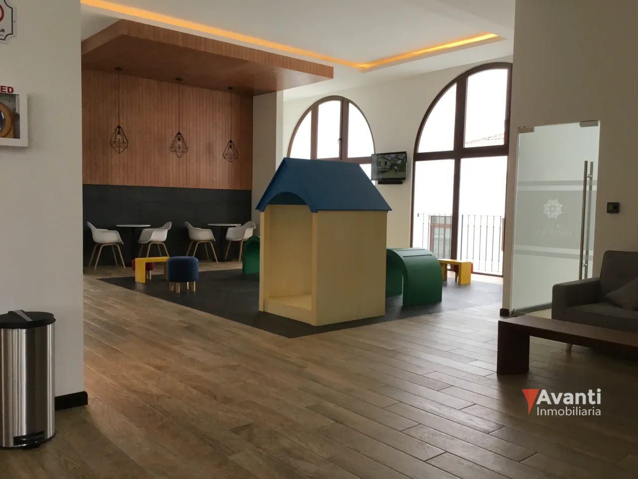 ALQUILER LINDO APARTAMENTO CON TERRAZA EN LIRIOS DE CAYALA ZONA 16 — Apartamento en Alquiler en Ciudad Cayalá, Zona 16, Guatemala, Ciudad — foto 16 de 17