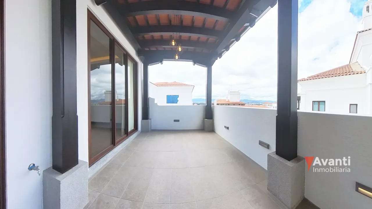 ALQUILER LINDO APARTAMENTO CON TERRAZA EN LIRIOS DE CAYALA ZONA 16 — Apartamento en Alquiler en Ciudad Cayalá, Zona 16, Guatemala, Ciudad — foto 1 de 17