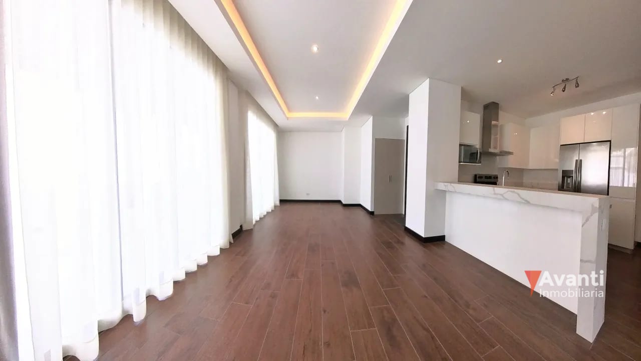 ALQUILER LINDO APARTAMENTO CON TERRAZA EN LIRIOS DE CAYALA ZONA 16 — Apartamento en Alquiler en Ciudad Cayalá, Zona 16, Guatemala, Ciudad — foto 2 de 17