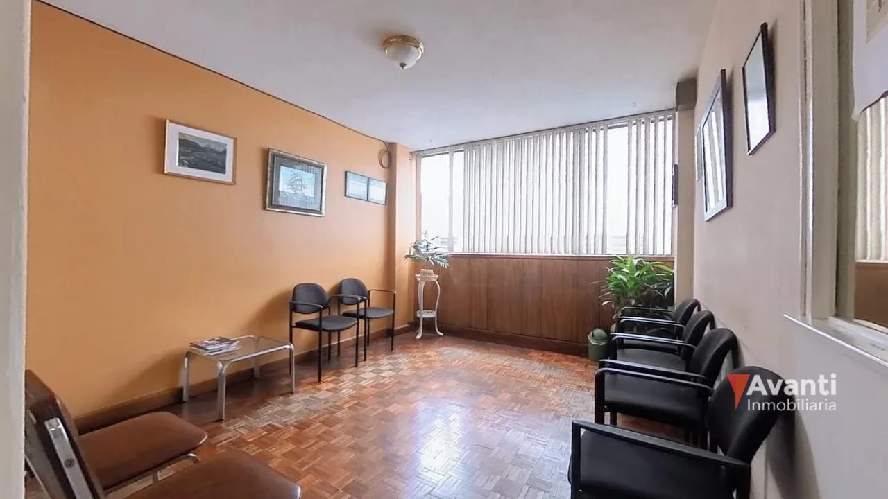 Alquilo clinica médica en zona 10, Centro Médico I — Clínica en Alquiler en Zona 10, Guatemala, Ciudad — foto 1 de 6