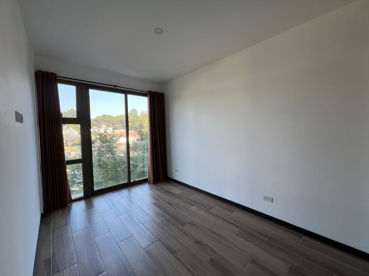 APARTAMENTO RENTA VIAGGIO MUXBAL KM 9 ANTIGUA CARRETERA MUXBAL , 3 DORMITORIOS, 2 PARQUEOS TÁNDEM , BODEGA, 90 MTS2 $ 1,000 MENSUALES — Apartamento en Alquiler en Muxbal, Guatemala, Ciudad — foto 4 de 4