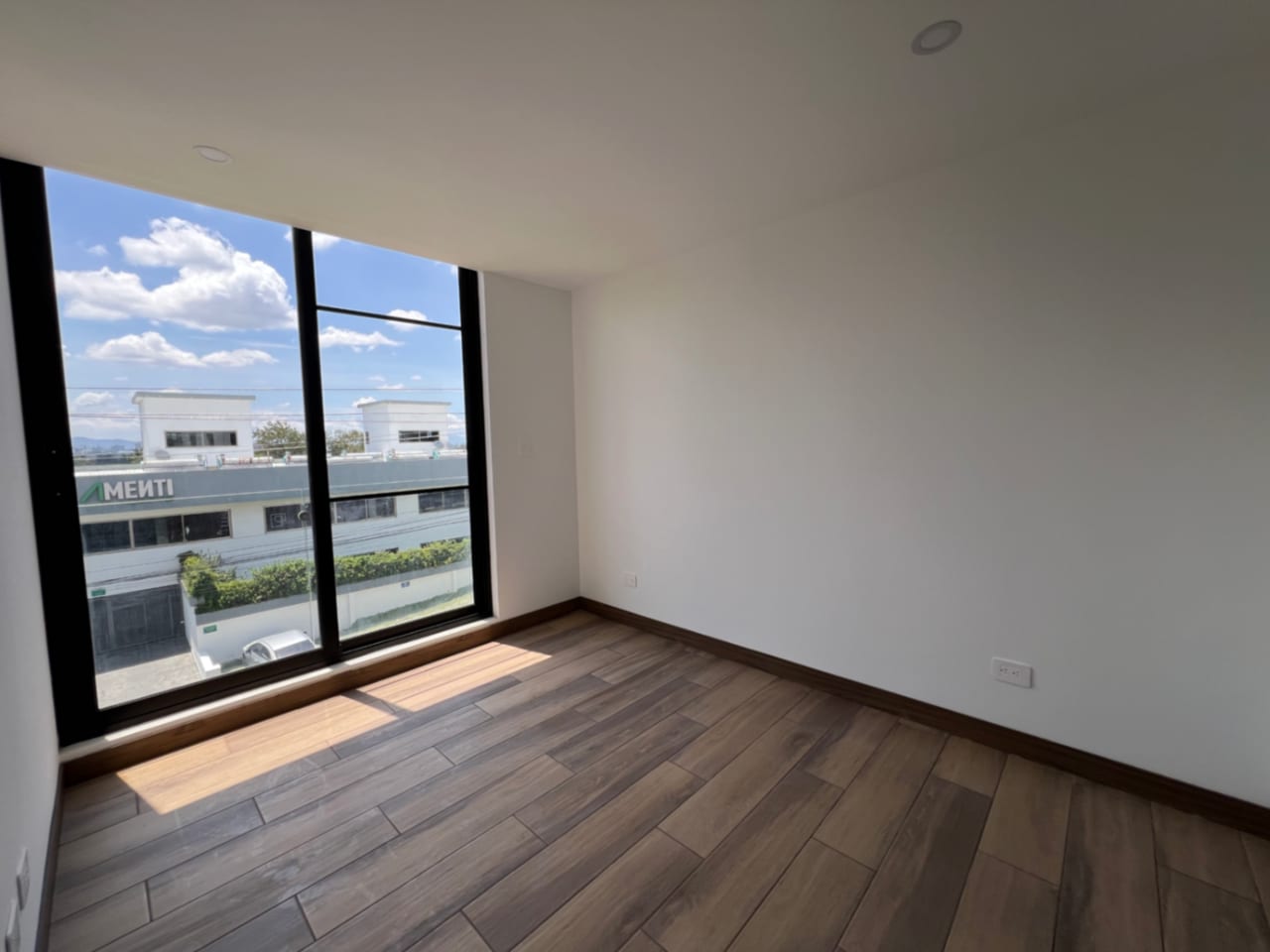 Apartamento Nuevo Venta Zona 15 Vista Hermosa 1,3 Dormitorios 2 Baños 94 MTS2, 2 Parqueos y Bod Ega $245,000 — Apartamento en Venta en Vista Hermosa I, Zona 15, Guatemala, Ciudad — foto 5 de 13