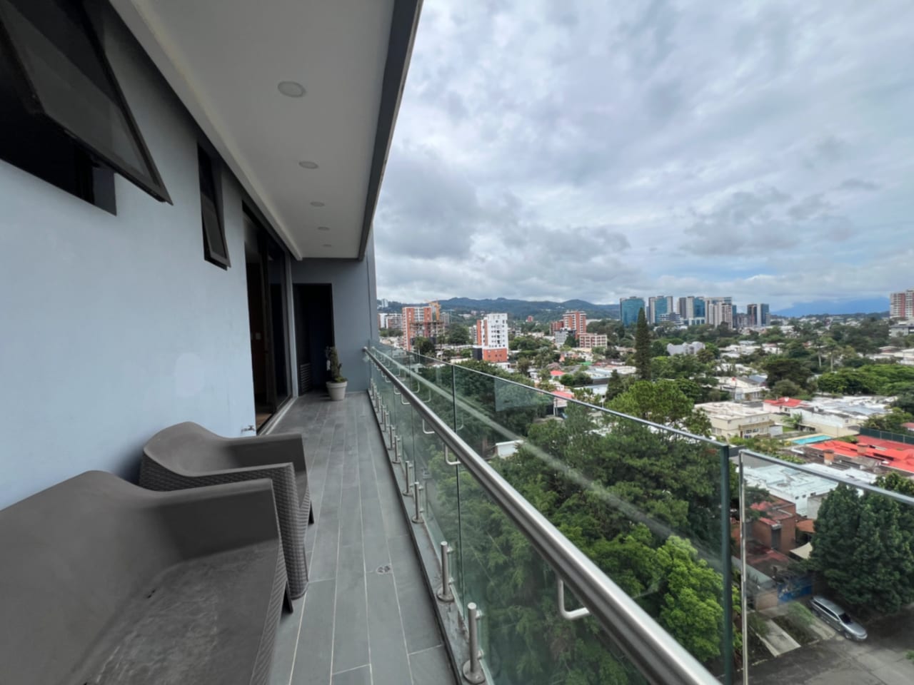 Apartamento Renta Zona 15 Vista Hermosa 2, Edificio Vhista , 2 Dormitorios , 2,5 Baños, 135 MTS2 $1,500 Linda Vista (no Se Aceptan Mascotas) — Apartamento en Alquiler en Vista Hermosa II, Zona 15, Guatemala, Ciudad — foto 6 de 16