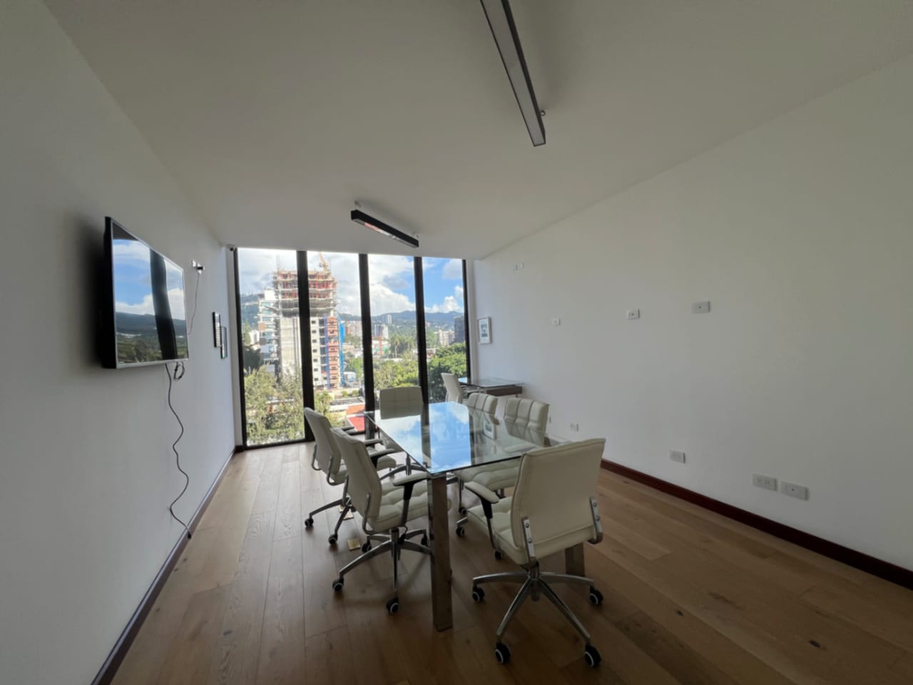 Apartamento Renta Zona 15 Vista Hermosa 2, Edificio Vhista , 2 Dormitorios , 2,5 Baños, 135 MTS2 $1,500 Linda Vista (no Se Aceptan Mascotas) — Apartamento en Alquiler en Vista Hermosa II, Zona 15, Guatemala, Ciudad — foto 13 de 16