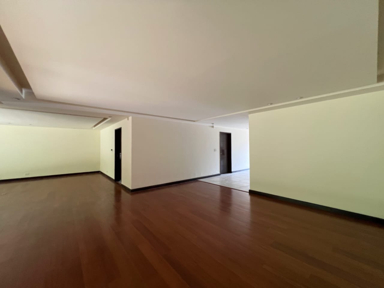 Casa Renta Condominio Exclusivo la Joya Zona 10, 430 MTS2, 4 Dormitorios $4,500 Dólares Más Iva — Casa en Alquiler en Zona 10, Guatemala, Ciudad — foto 7 de 17