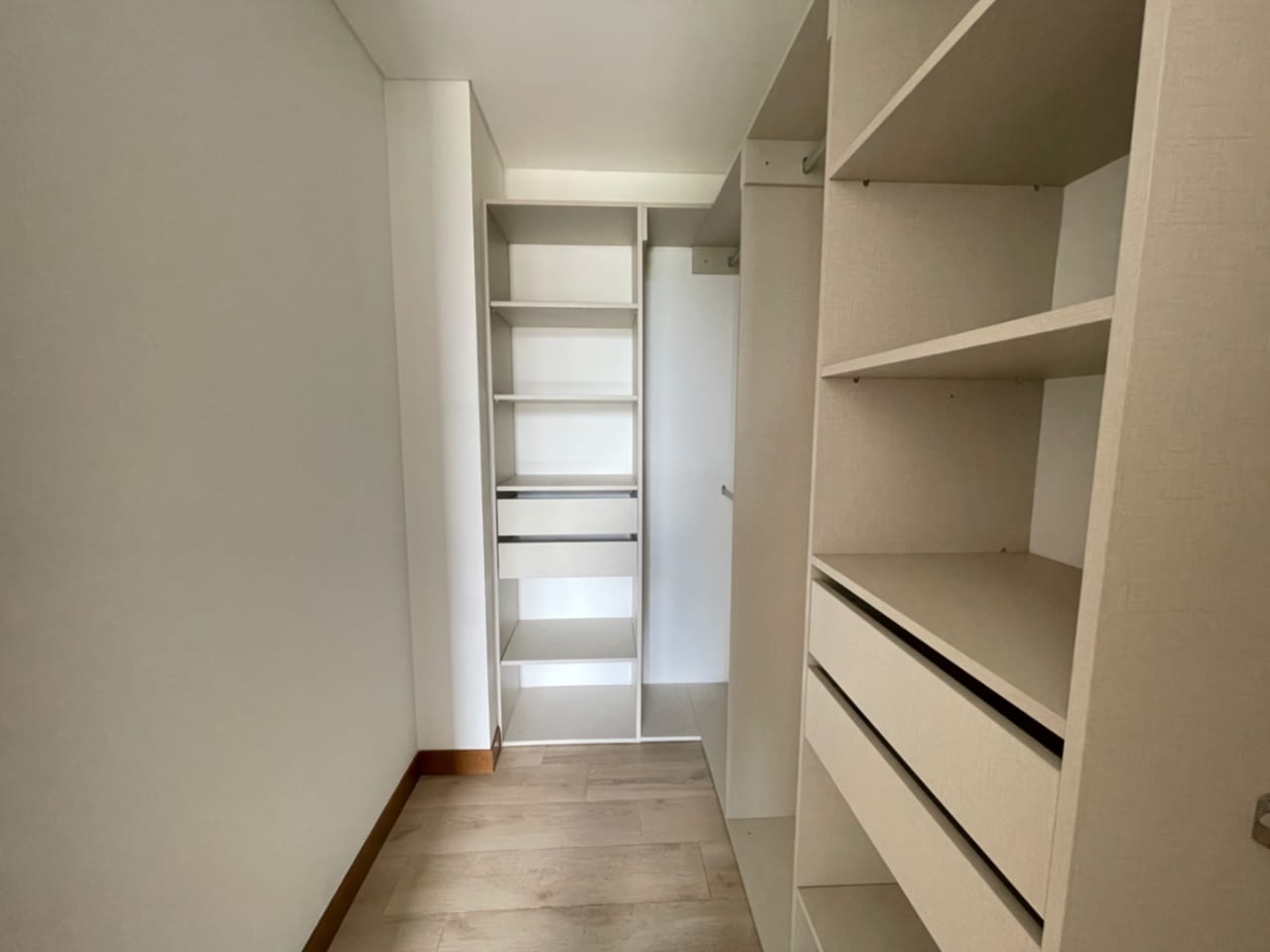 Zona 10, Apartamento Nuevo en Renta Ferré Diez, 95 MTS2, 2 Dormitorios — Apartamento en Alquiler en Ferré Diez, Zona 10, Guatemala, Ciudad — foto 6 de 16
