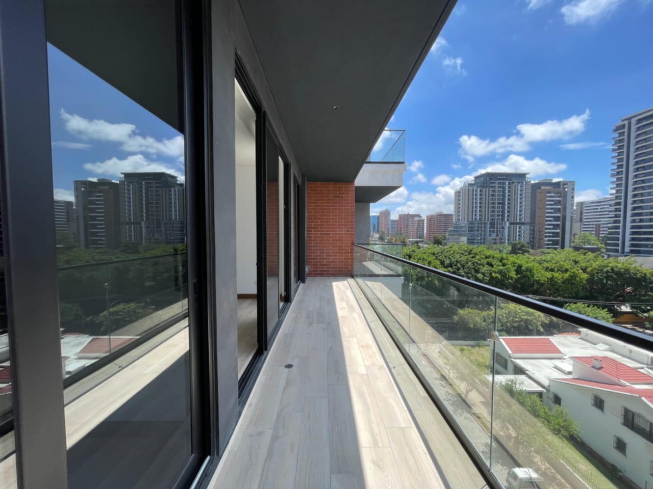 Zona 10, Apartamento Nuevo en Renta Ferré Diez, 95 MTS2, 2 Dormitorios — Apartamento en Alquiler en Ferré Diez, Zona 10, Guatemala, Ciudad — foto 7 de 16