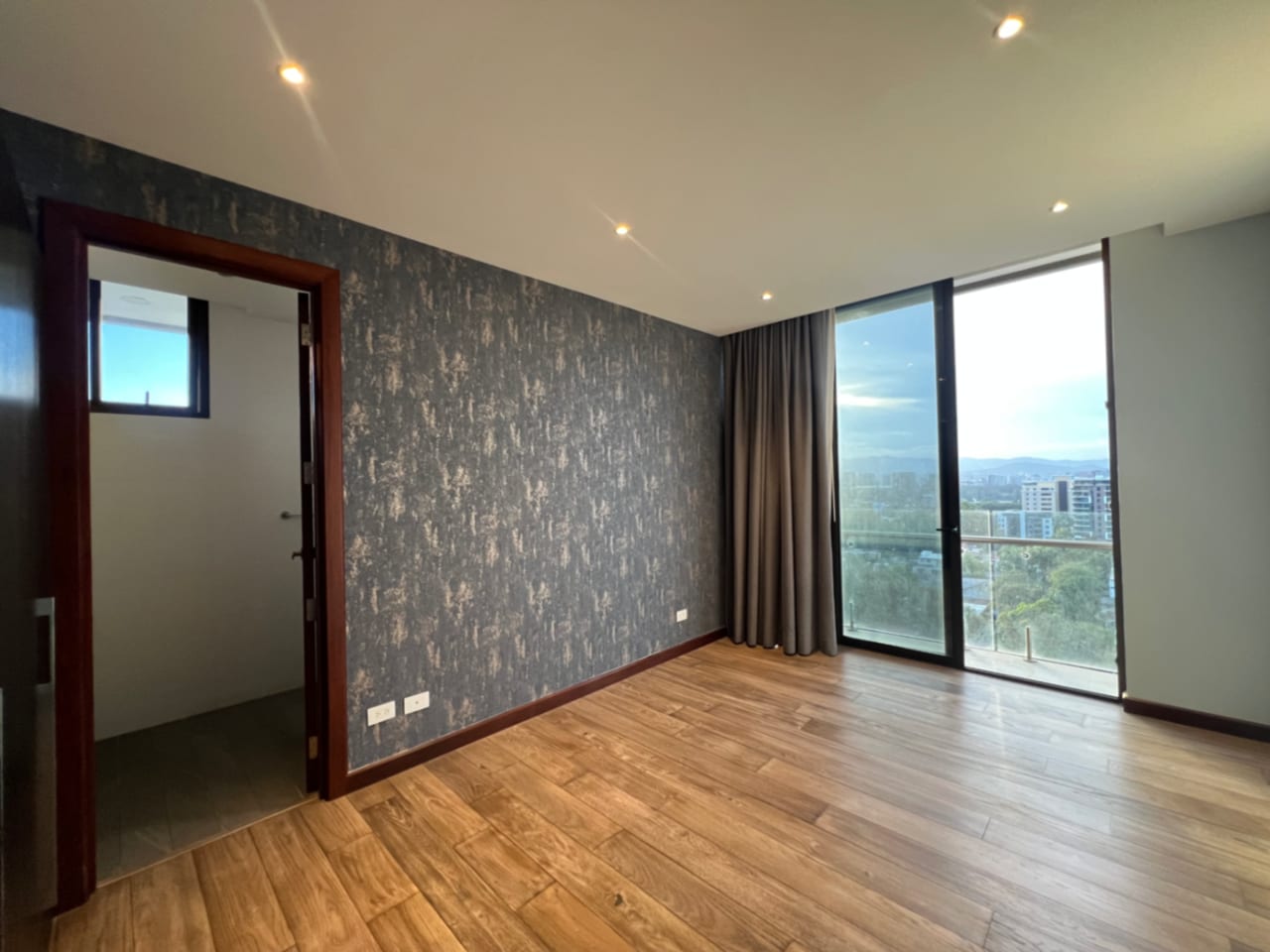 Apartamento Renta Zona 15 Vista Hermosa 2, Edificio Vhista , 2 Dormitorios , 2,5 Baños, 135 MTS2 $1,500 Linda Vista (no Se Aceptan Mascotas) — Apartamento en Alquiler en Vista Hermosa II, Zona 15, Guatemala, Ciudad — foto 15 de 16