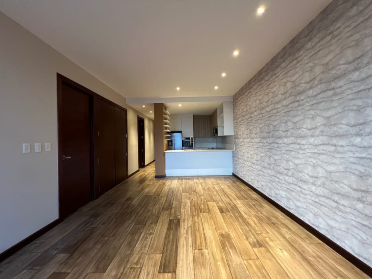 Apartamento Renta Zona 15 Vista Hermosa 2, Edificio Vhista , 2 Dormitorios , 2,5 Baños, 135 MTS2 $1,500 Linda Vista (no Se Aceptan Mascotas) — Apartamento en Alquiler en Vista Hermosa II, Zona 15, Guatemala, Ciudad — foto 16 de 16