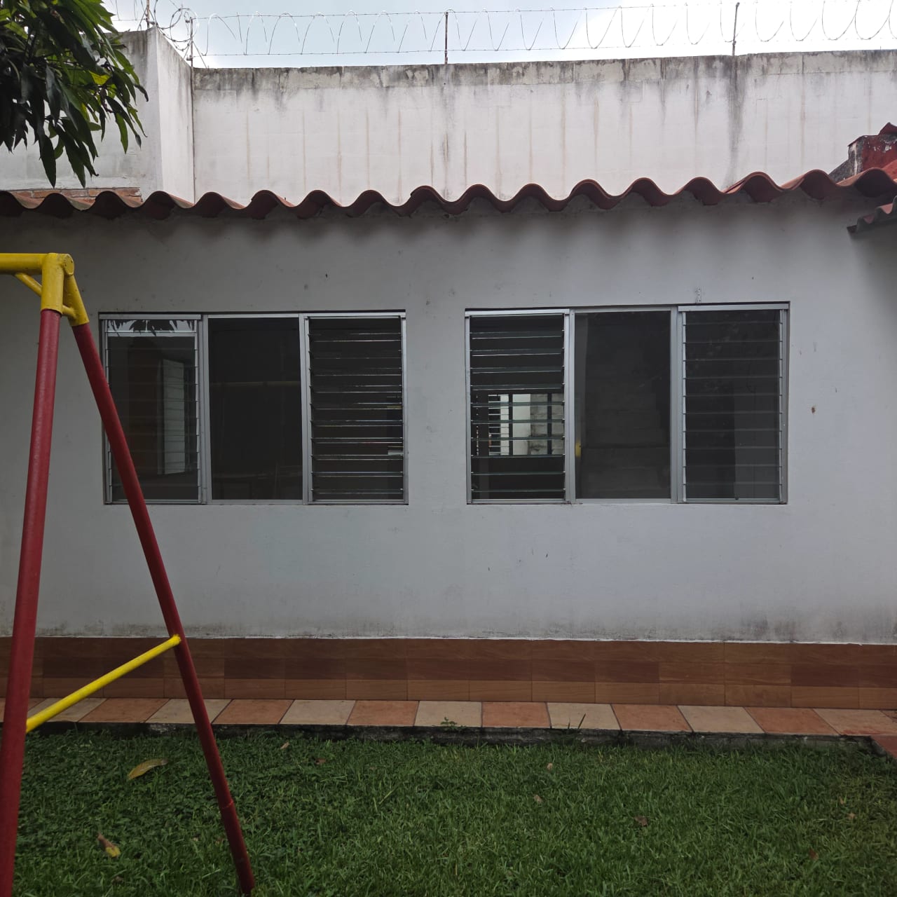 Amplia Casa en Renta Zona 10 — Casa en Alquiler en Zona 10, Guatemala, Ciudad — foto 14 de 18
