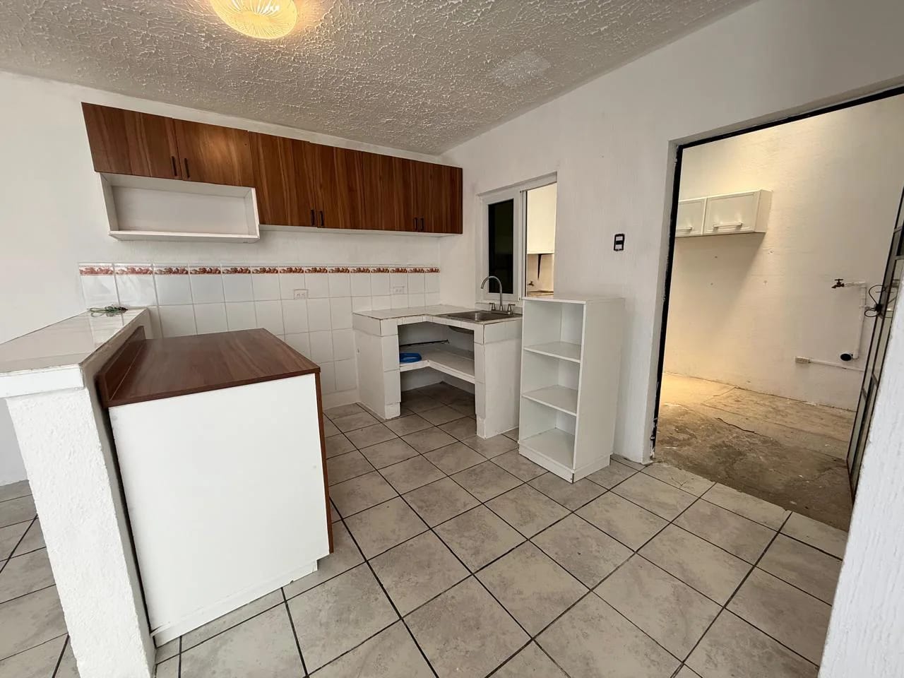 Casa en Venta Hacienda Las Mercedes I, San José Pinula — Casa en Venta en San José Pinula, Guatemala, Ciudad — foto 1 de 10