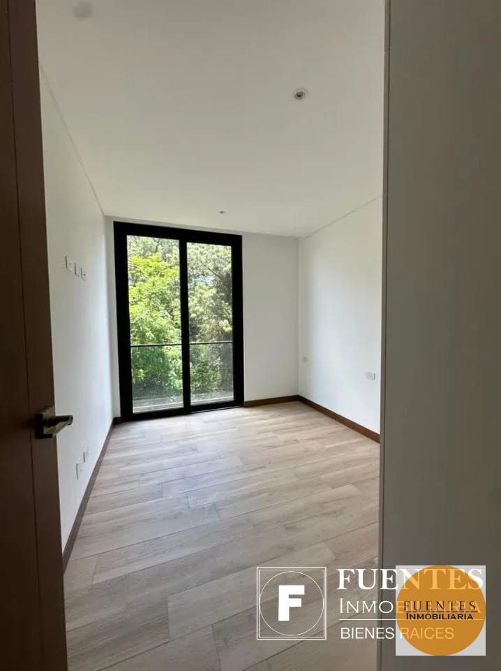 Apartamento en Alquiler - Torre Ferré Diez - Zona 10 (piso 6) — Apartamento en Alquiler en Zona 10, Guatemala, Ciudad — foto 8 de 10