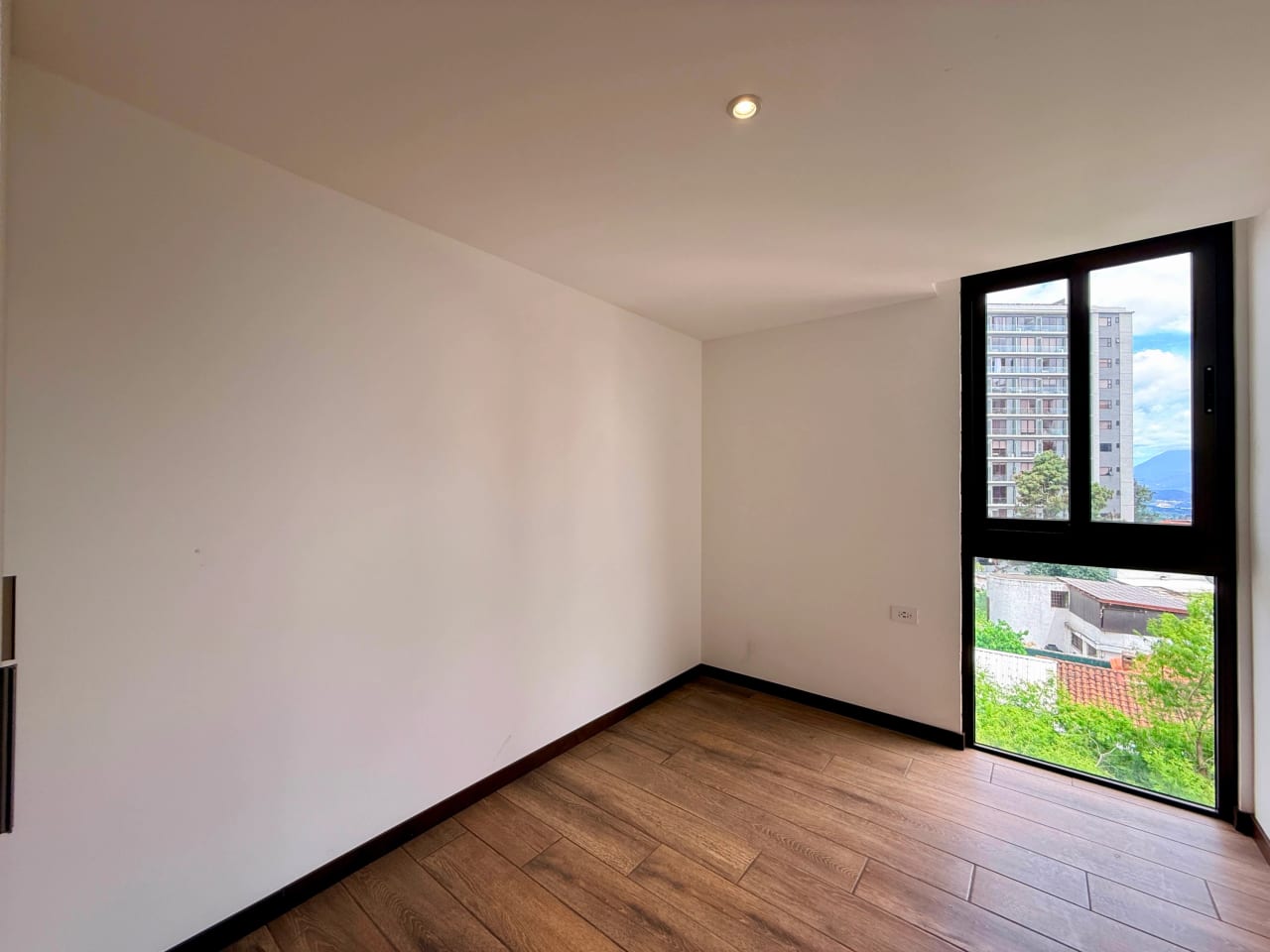 Vendo apartamento en Astorga zona 13 — Apartamento en Venta en Zona 13, Guatemala, Ciudad — foto 9 de 17