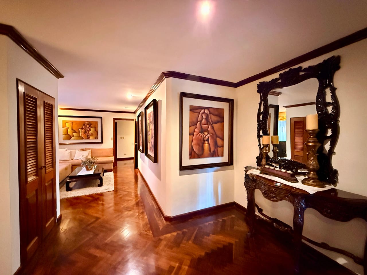 Vendo apartamento en L'Excellence zona 14 — Apartamento en Venta en Zona 14, Guatemala, Ciudad — foto 3 de 17