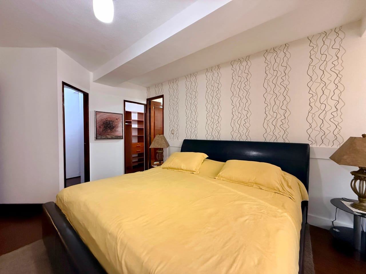 Alquilo apartamento amueblado en Moradas del Acueducto zona 10 — Apartamento en Alquiler en Zona 10, Guatemala, Ciudad — foto 12 de 17